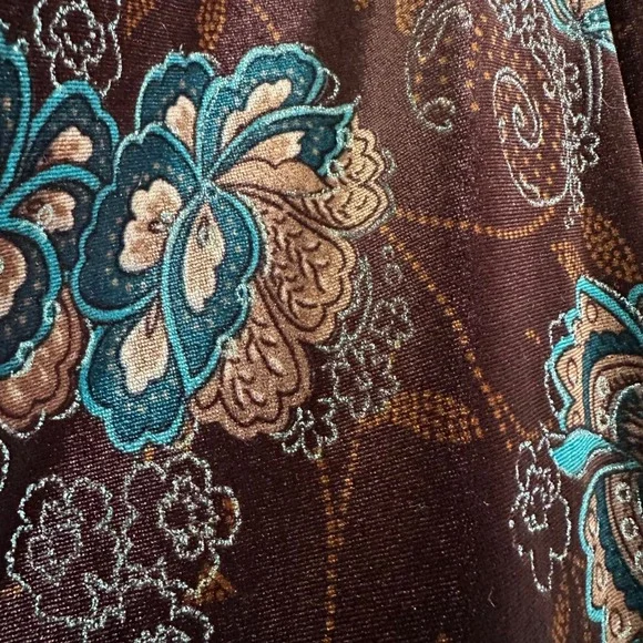 Briggs New York Petite PXL Chocolate Brown Teal Floral Velvet Cowl Neck Top - Picture 6 of 8